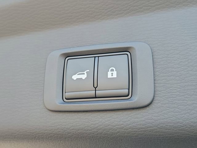New 2026 Mitsubishi Outlander SE FWD image 12
