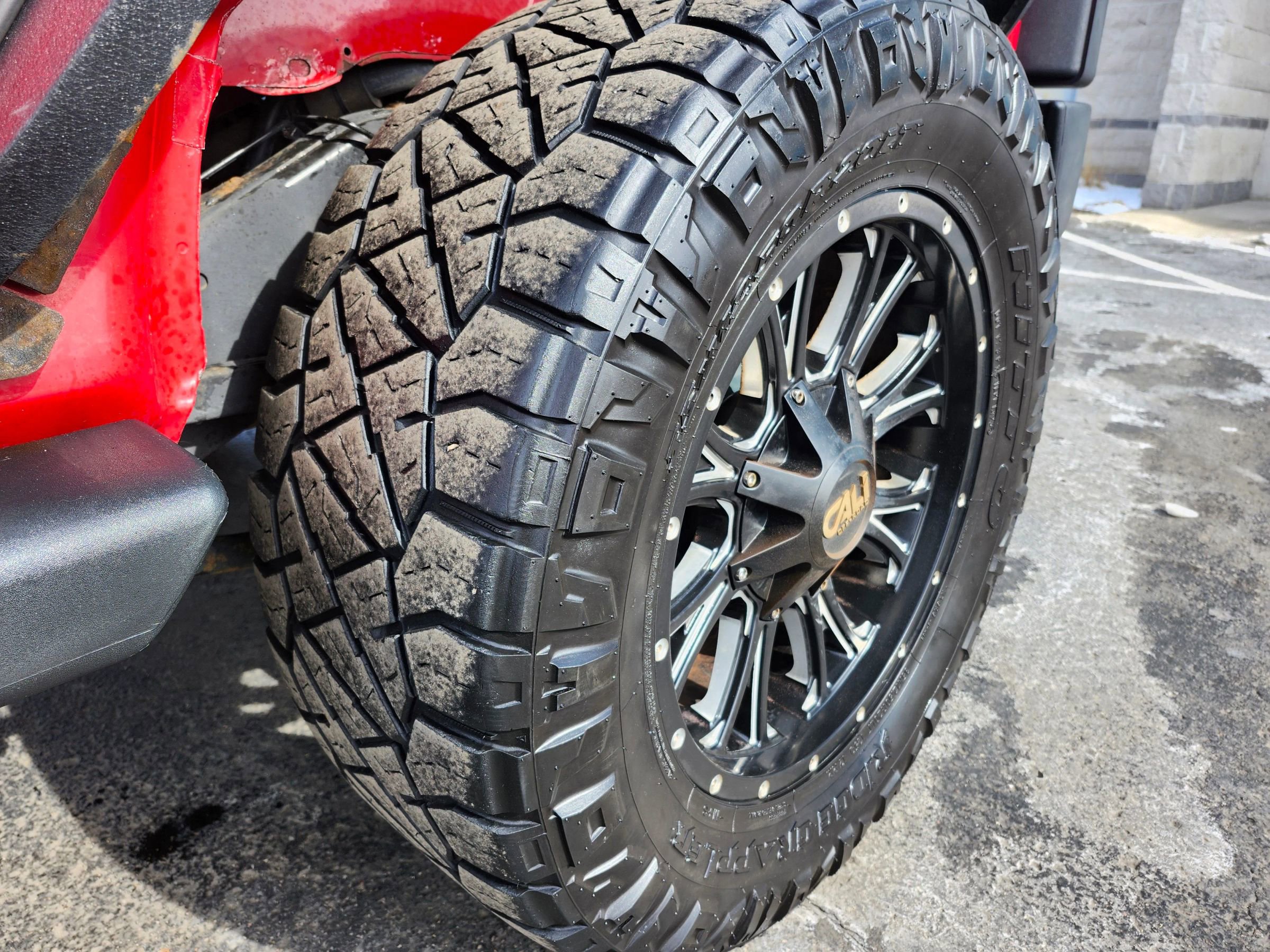 Used 2014 Jeep Wrangler Rubicon w/ Power Convenience Group image 26