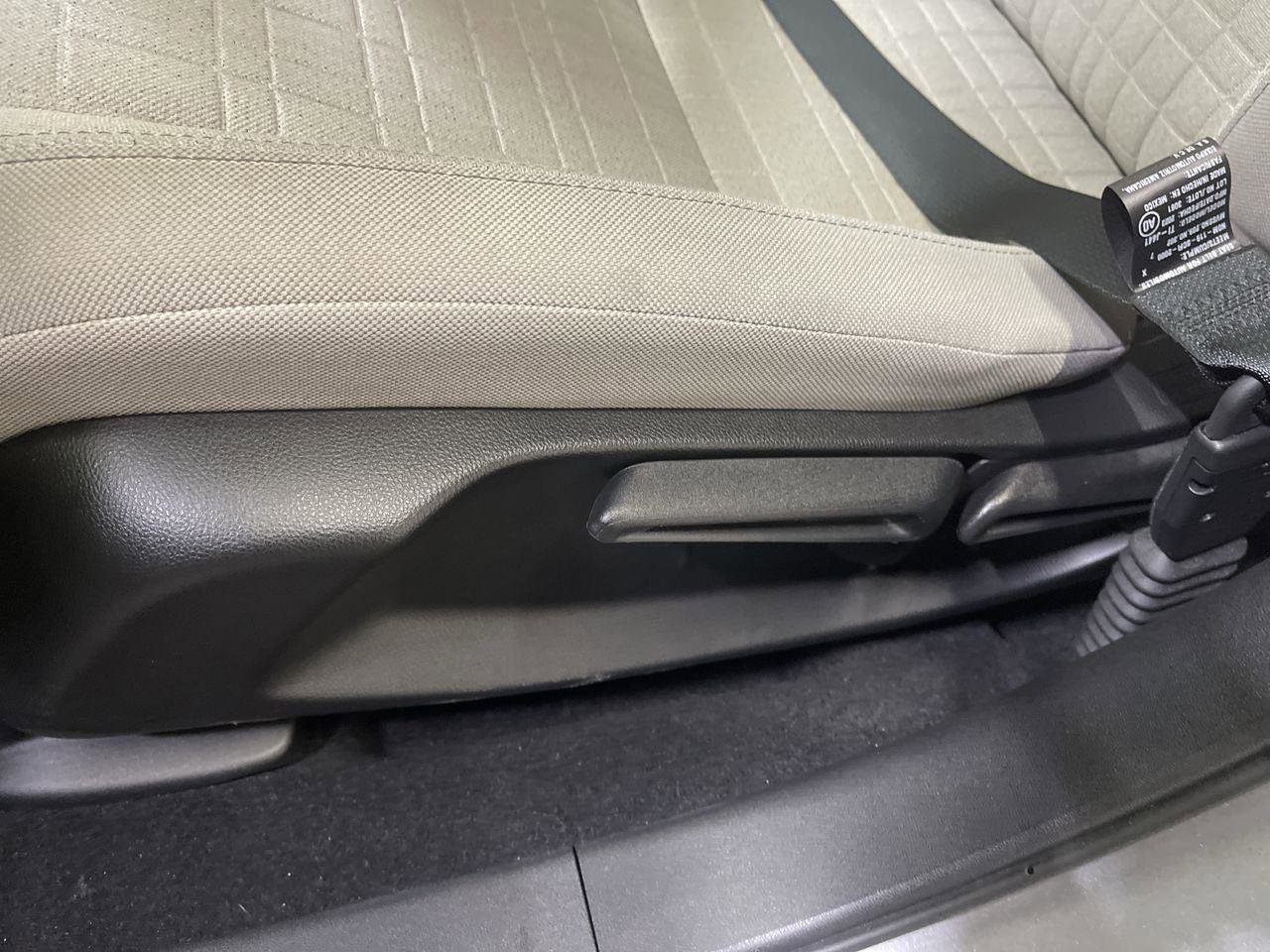 Certified 2023 Honda HR-V LX image 12