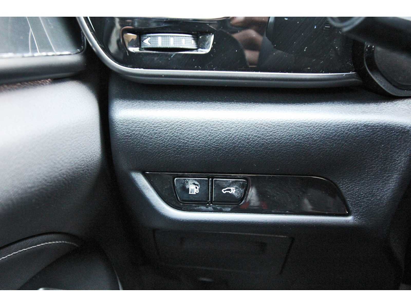 Used 2025 Lexus NX 350 AWD w/ Accessory Package (2T) image 19