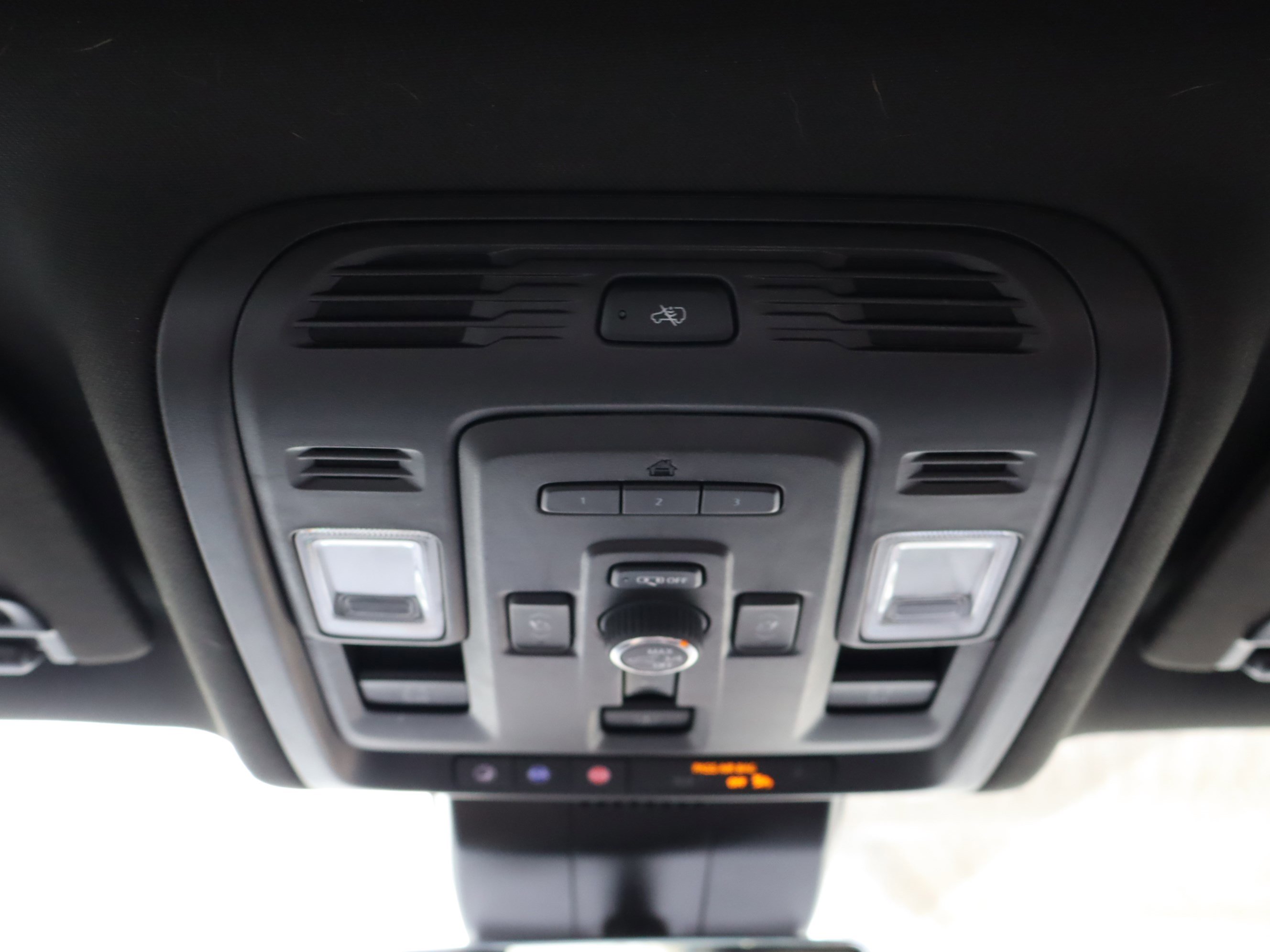 Certified 2023 GMC Yukon Denali Ultimate image 32