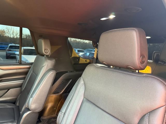 Used 2023 Chevrolet Tahoe Z71 w/ Z71 Off-Road Package AWD/4WD image 32