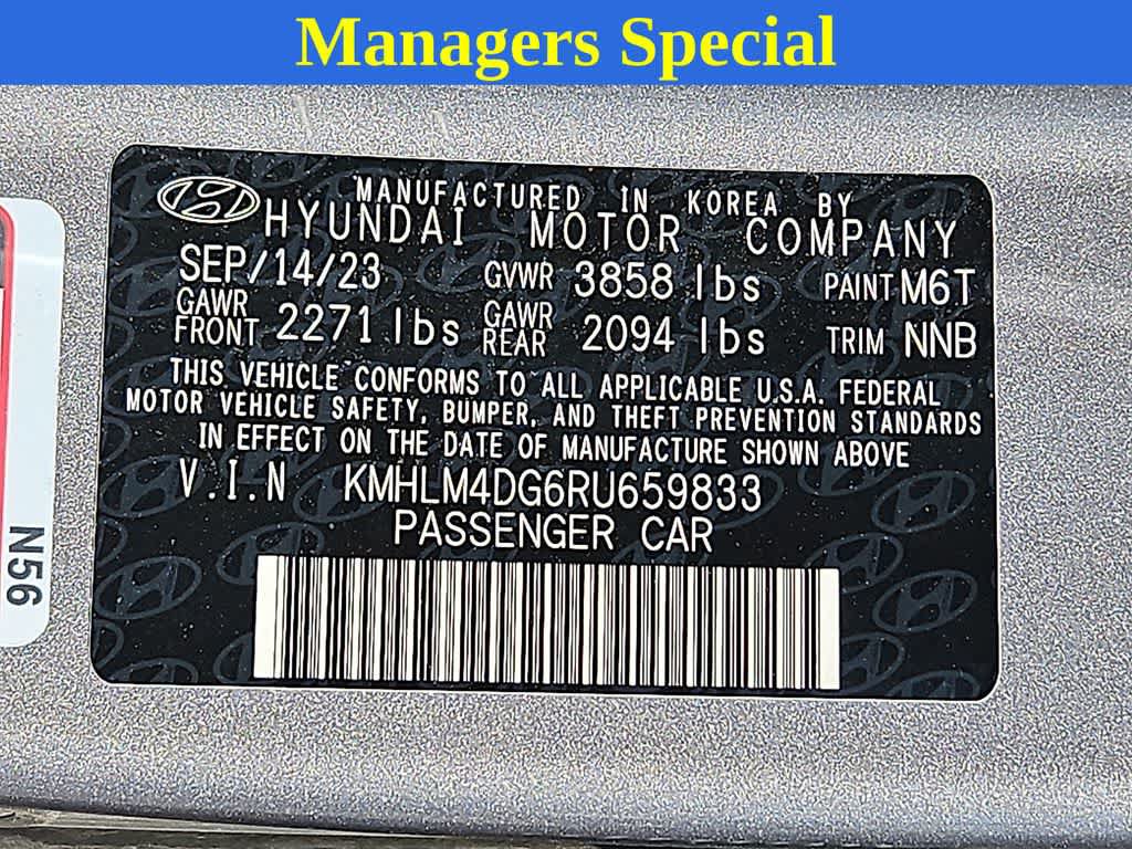 Used 2024 Hyundai Elantra SEL FWD image 27