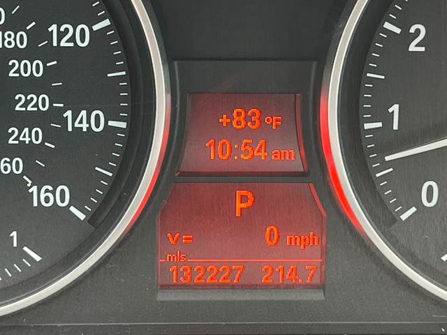 Used 2012 BMW 335i Convertible RWD image 21