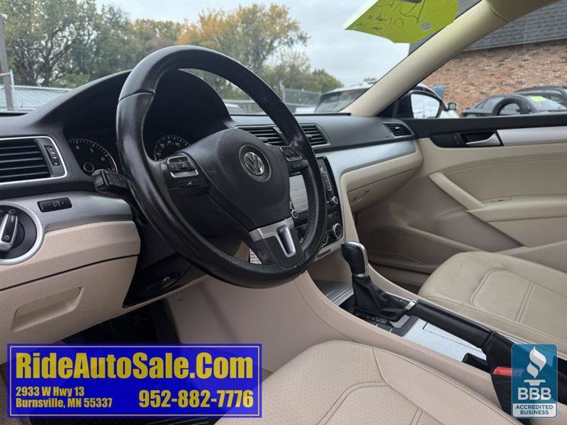 Used 2012 Volkswagen Passat 2.5 SE FWD image 10
