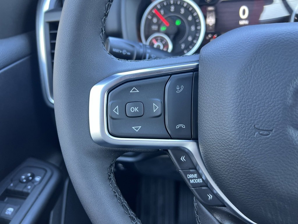 New 2026 RAM 1500 4x4 Crew Cab image 15