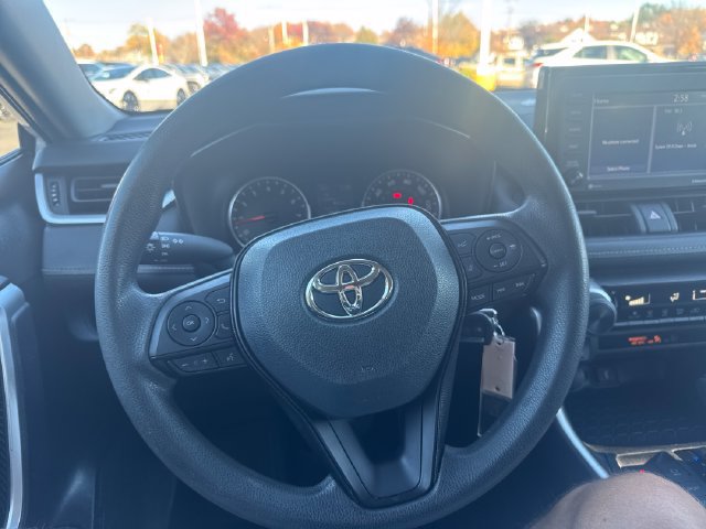 Used 2020 Toyota RAV4 LE w/ All Weather Liner Package AWD/4WD image 17