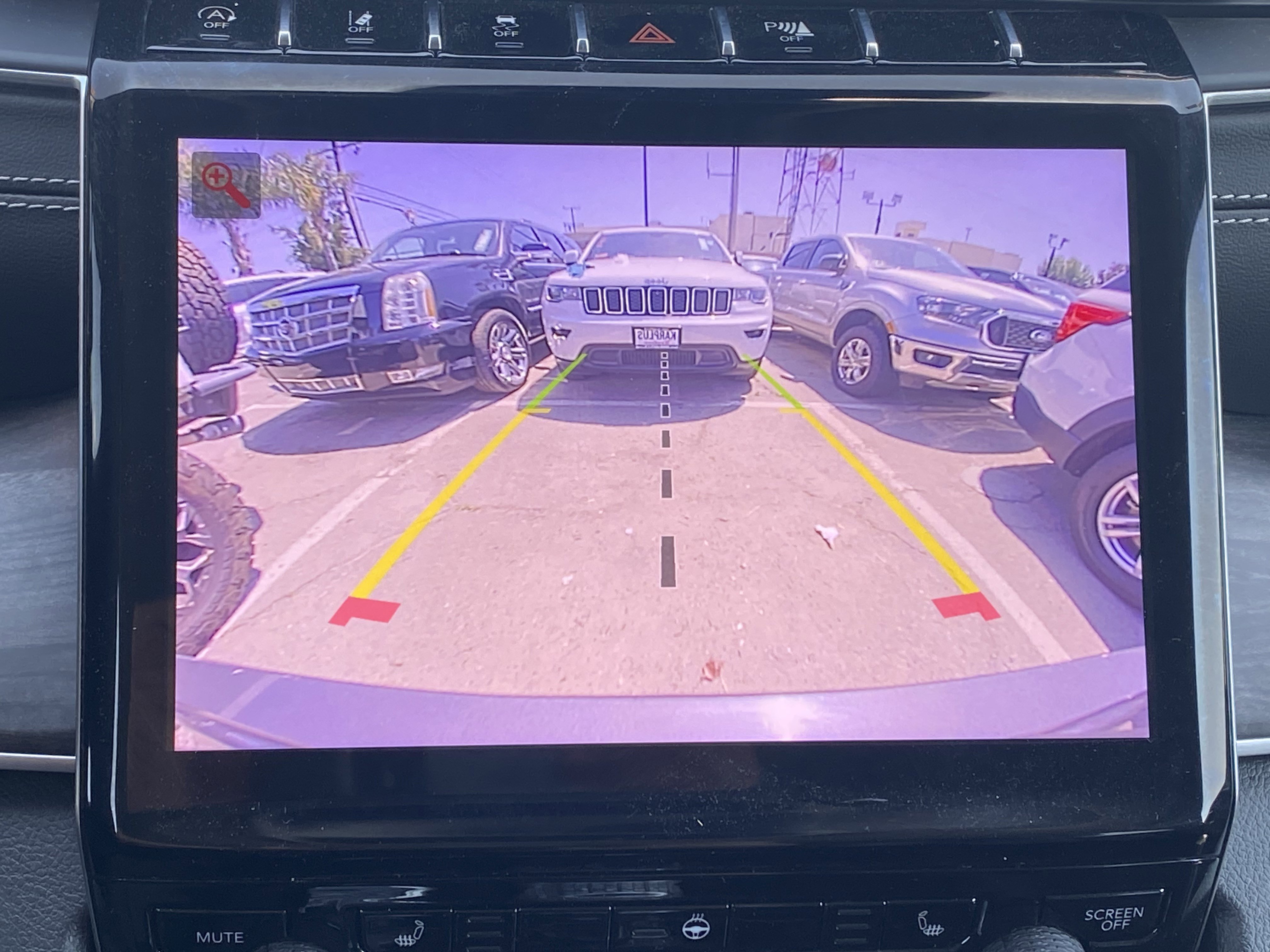Used 2023 Jeep Grand Cherokee L Limited image 28