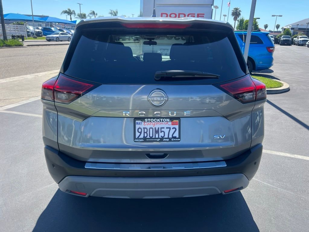 Used 2022 Nissan Rogue SV FWD image 18
