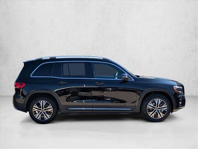 Certified 2025 Mercedes-Benz GLB 250 4MATIC image 4