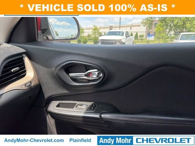 Used 2015 Jeep Cherokee Latitude w/ Cold Weather Group FWD image 22
