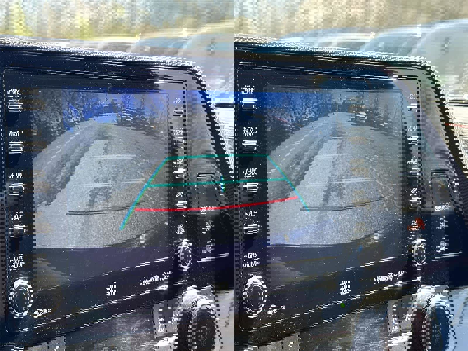 Used 2021 Toyota Highlander XSE image 23