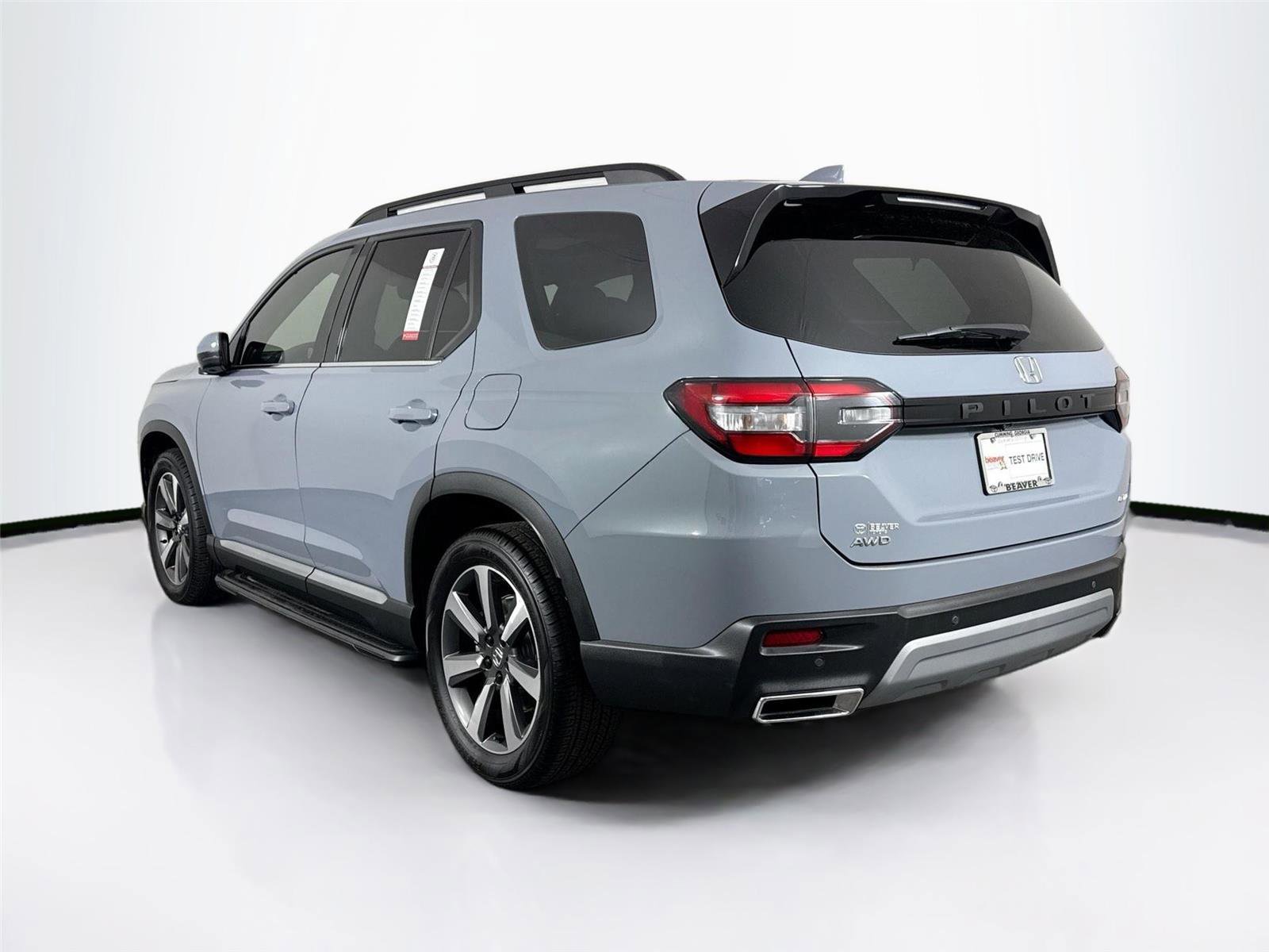 Used 2023 Honda Pilot Elite image 13