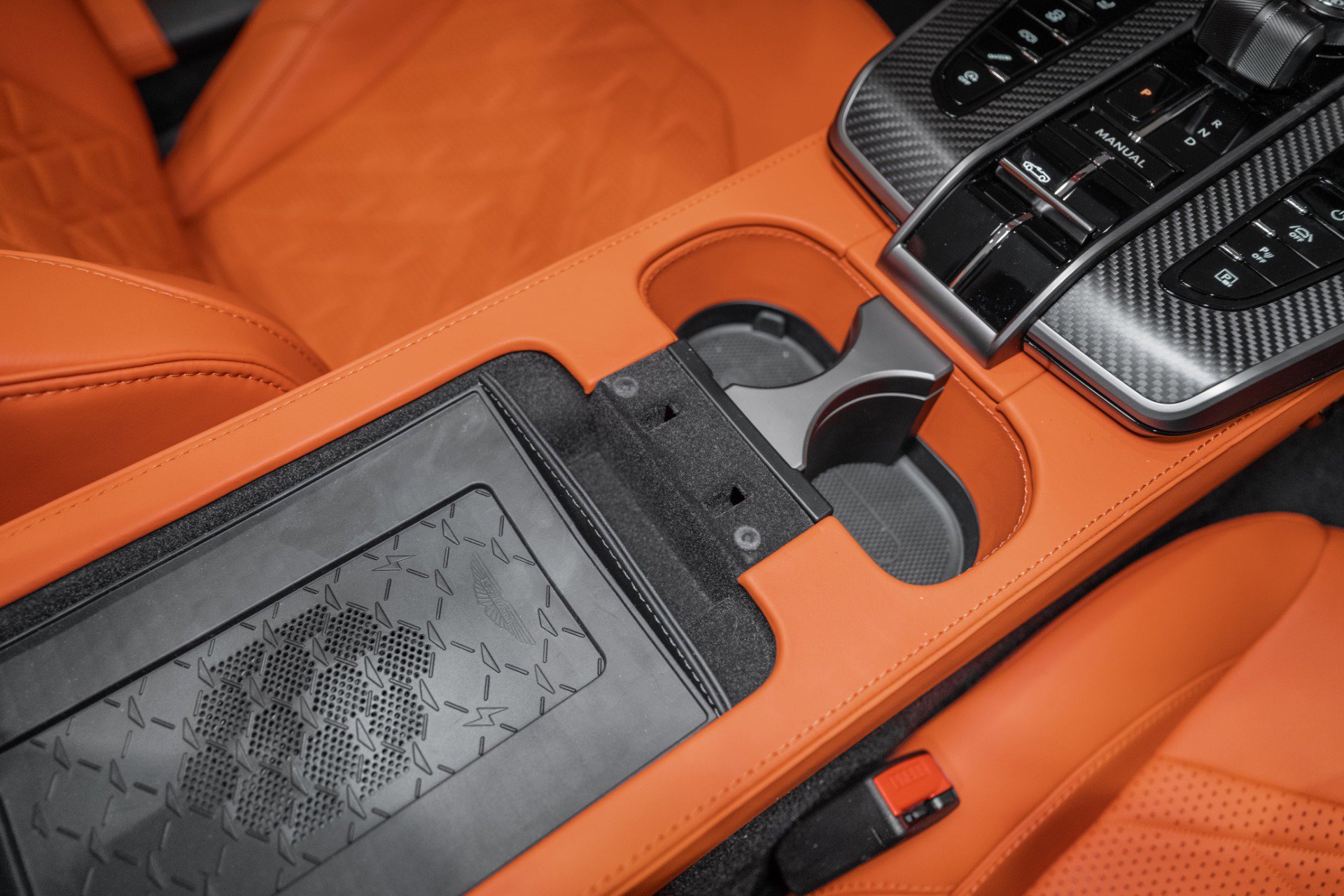 New 2026 Aston Martin Vanquish Convertible image 39