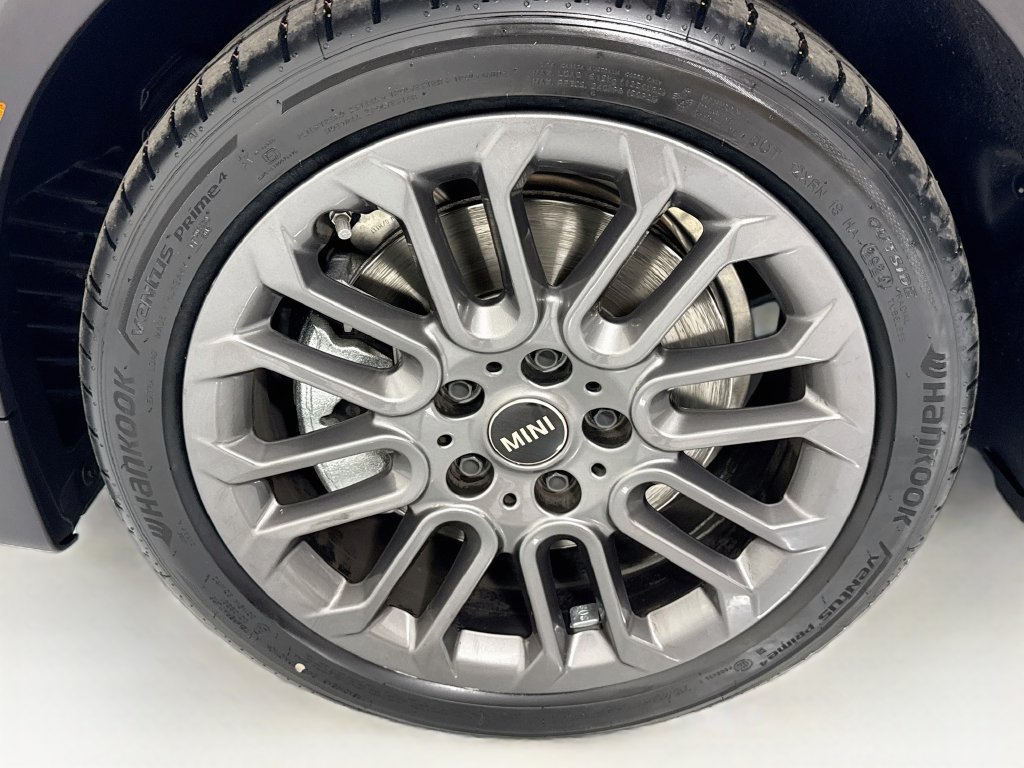 Certified 2026 MINI Cooper S FWD image 30