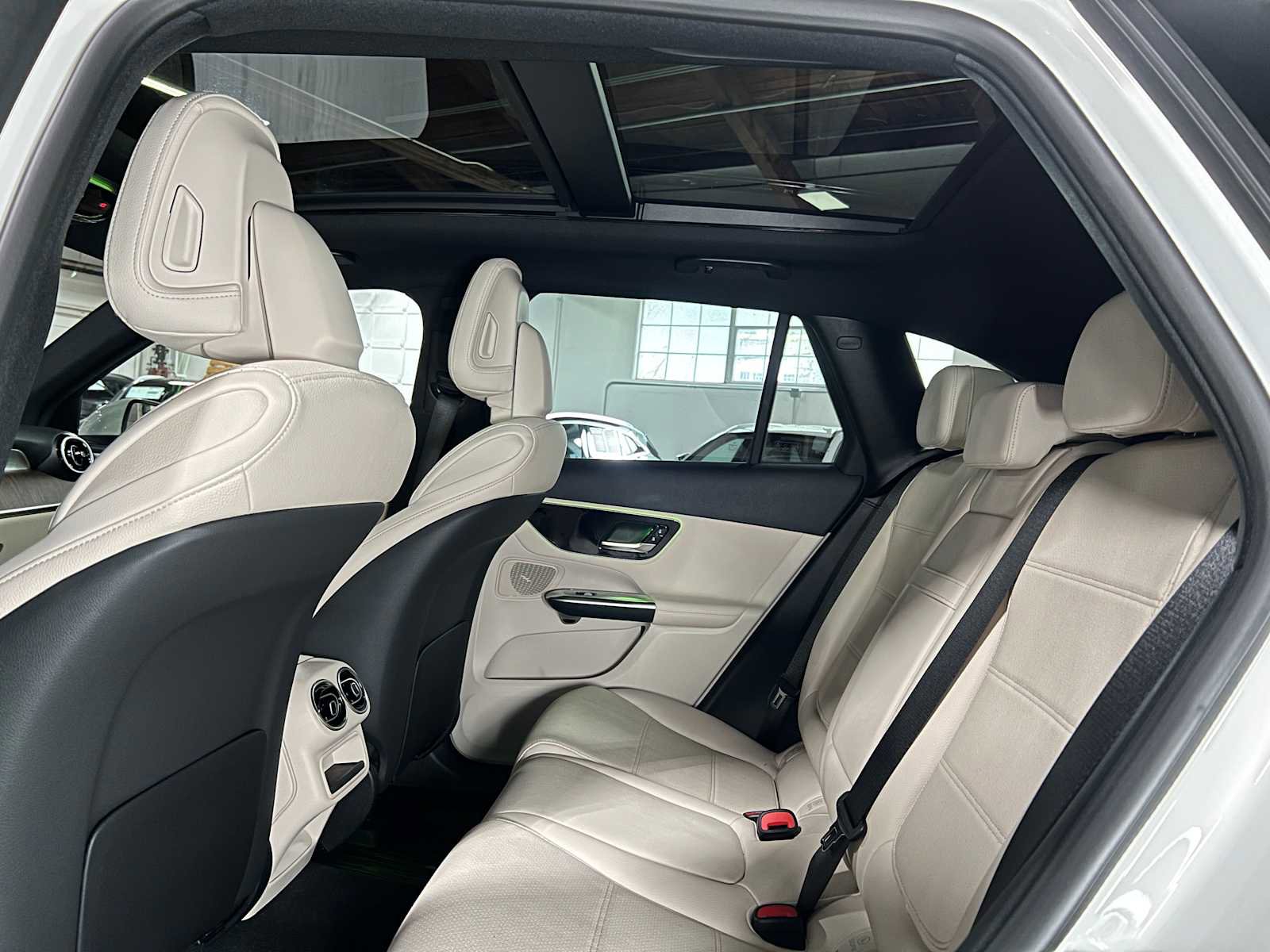 Certified 2026 Mercedes-Benz GLC 300 4MATIC image 21
