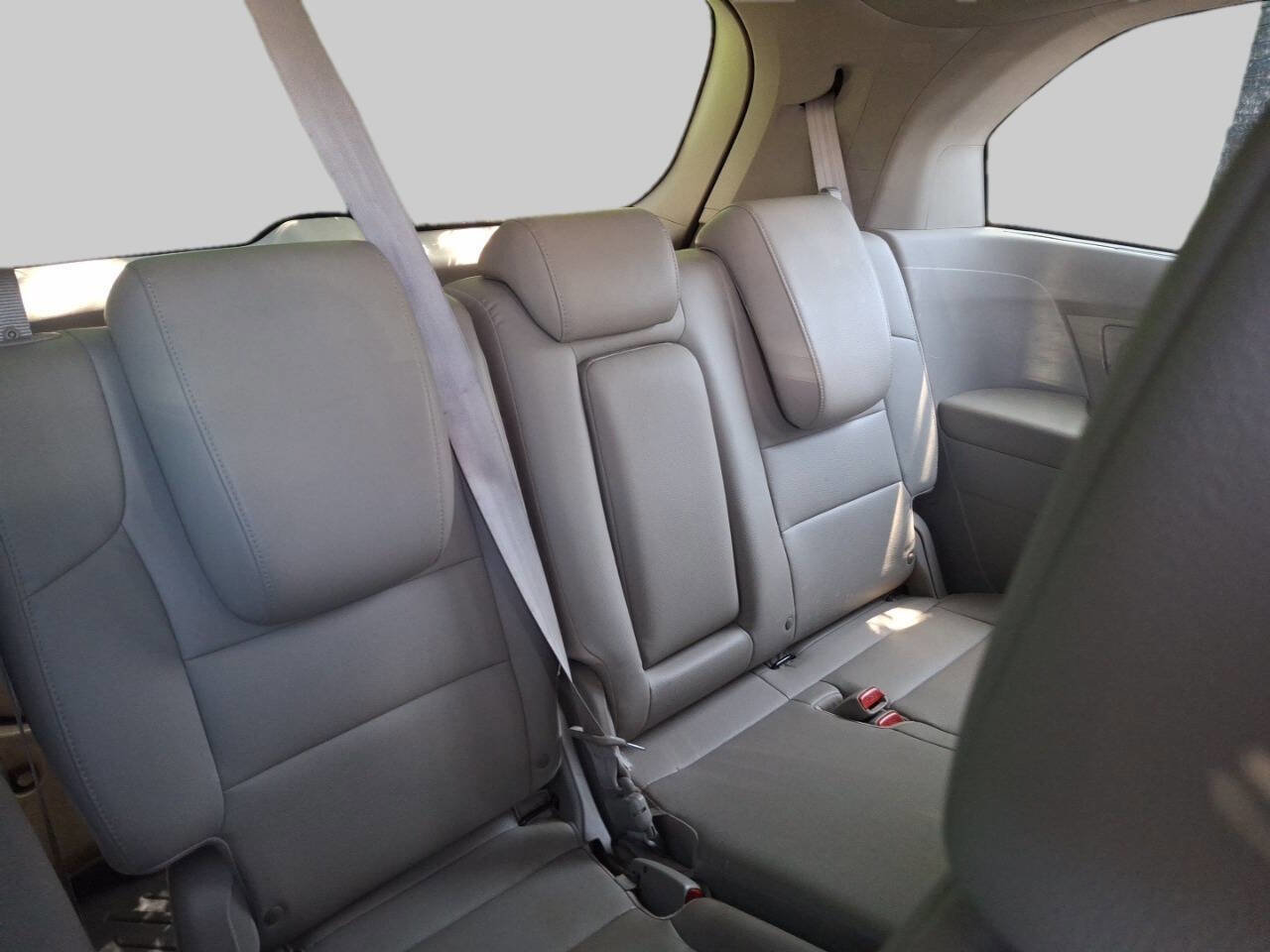 Used 2014 Honda Odyssey Touring Elite image 14