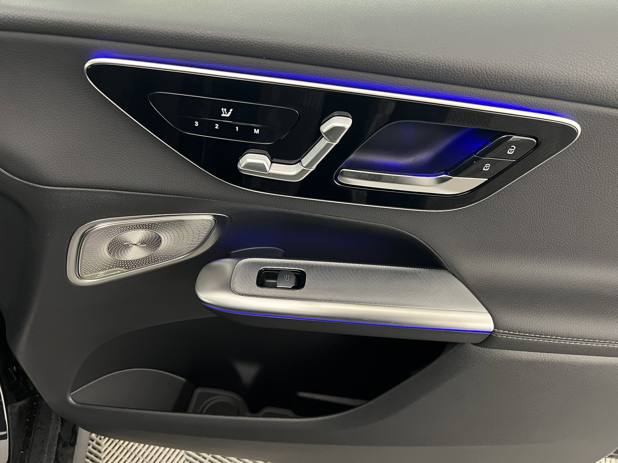 New 2026 Mercedes-Benz GLC 300 4MATIC image 24