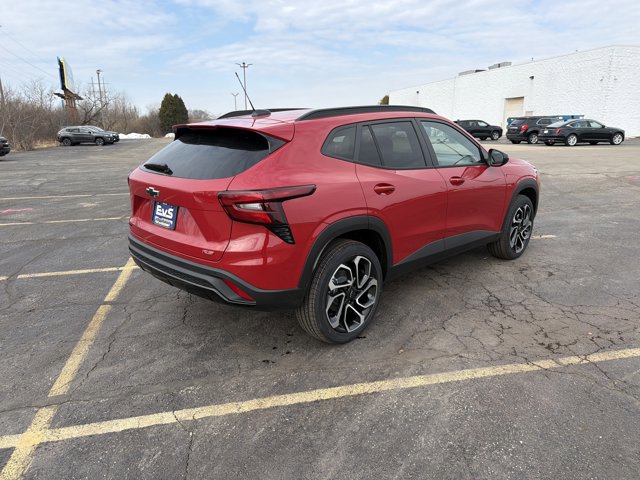 New 2026 Chevrolet Trax RS w/ Driver Confidence Package image 5