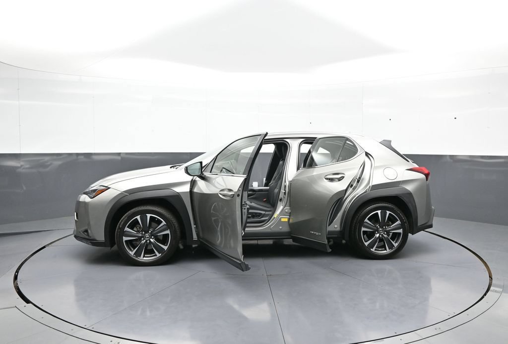 Used 2020 Lexus UX 250h w/ Accessory Package 2 AWD/4WD image 43