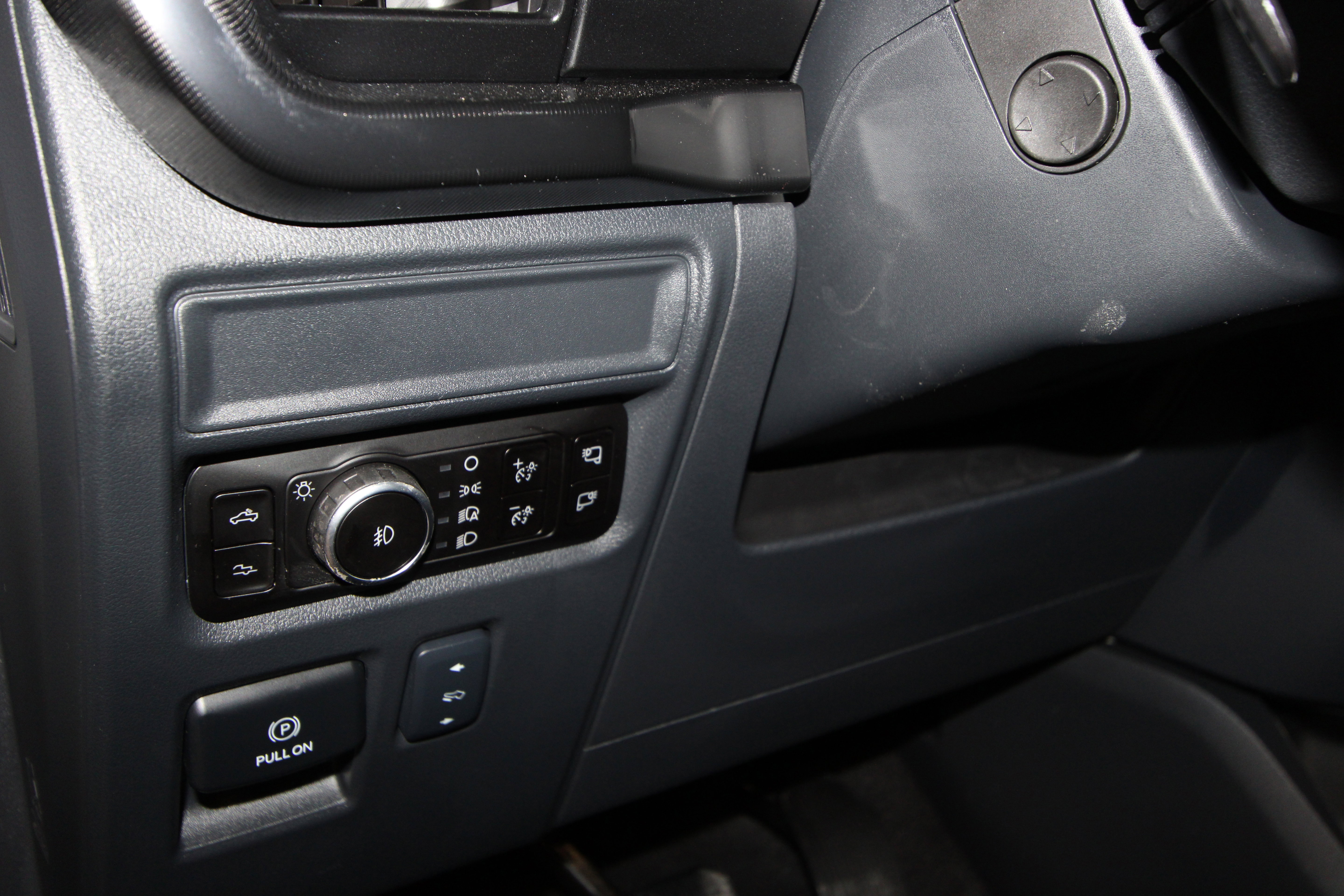 New 2026 Ford F150 Raptor w/ Equipment Group 803A Raptor R image 9