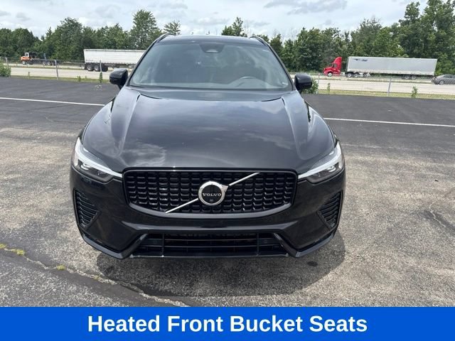 Used 2023 Volvo XC60 B5 Plus AWD/4WD image 7