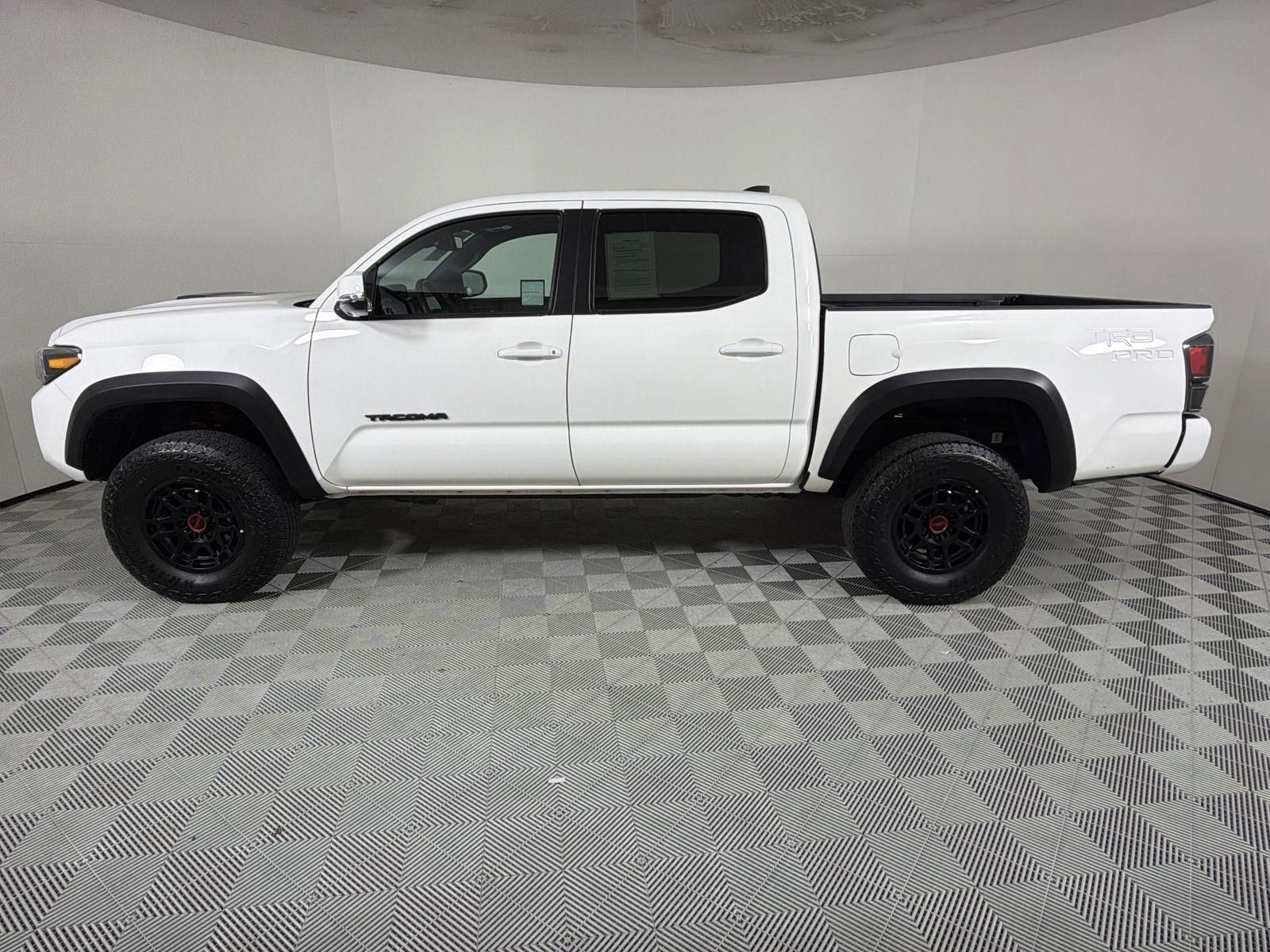 Used 2023 Toyota Tacoma TRD Pro AWD/4WD image 2