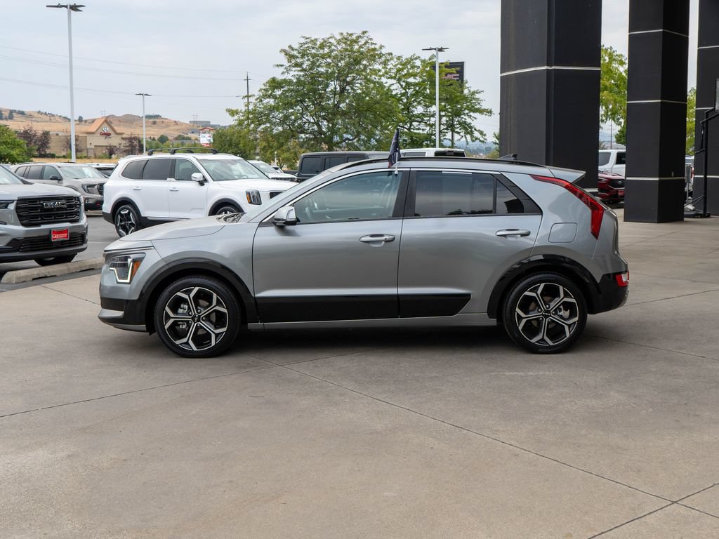Certified 2024 Kia Niro EX Touring FWD image 4