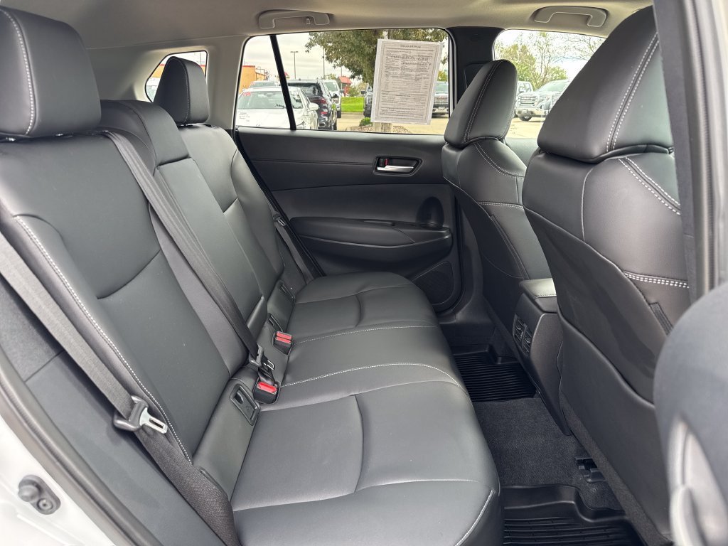 Used 2024 Toyota Corolla Cross XLE w/ Convenience Package AWD/4WD image 34