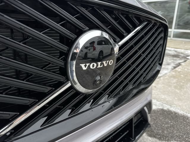 New 2026 Volvo XC60 B5 Plus w/ Protection Package Premier AWD/4WD image 31