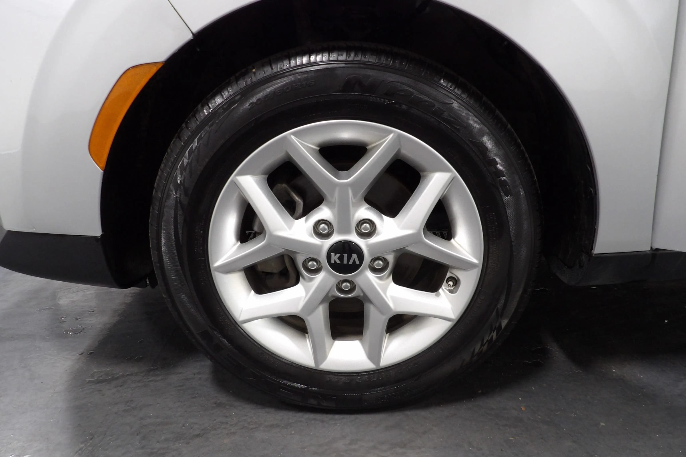 Used 2021 Kia Soul S FWD image 19
