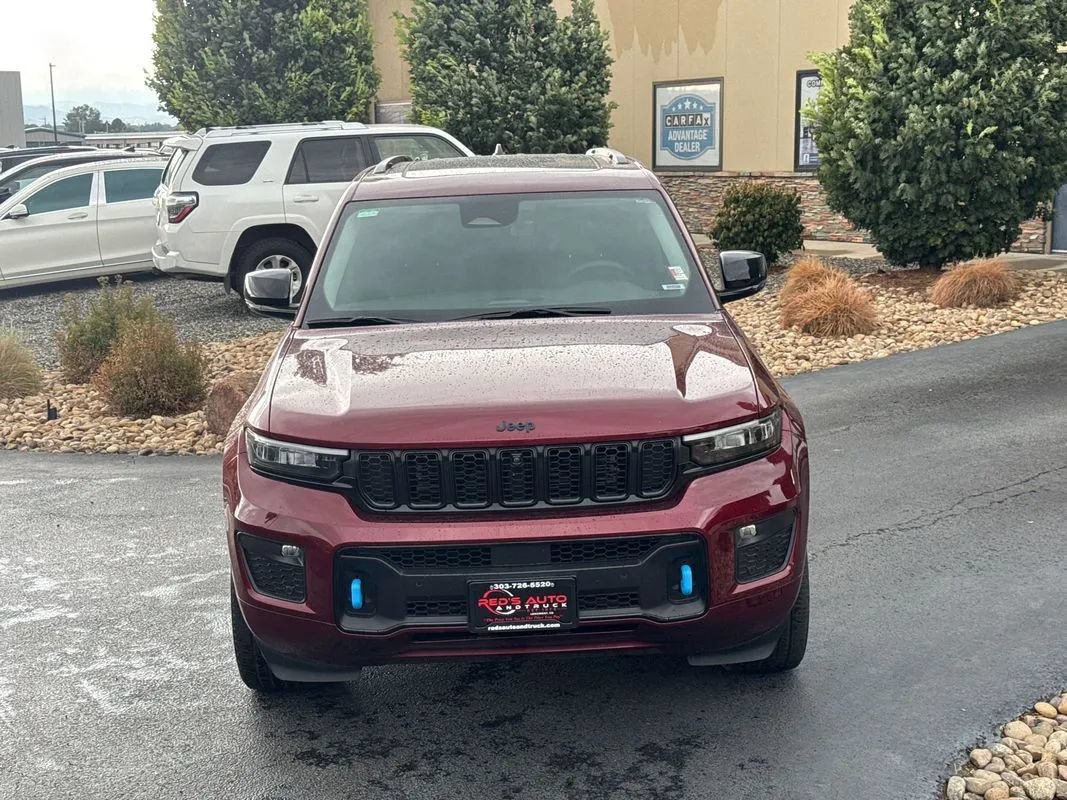 Used 2023 Jeep Grand Cherokee 30th Anniversary AWD/4WD image 38