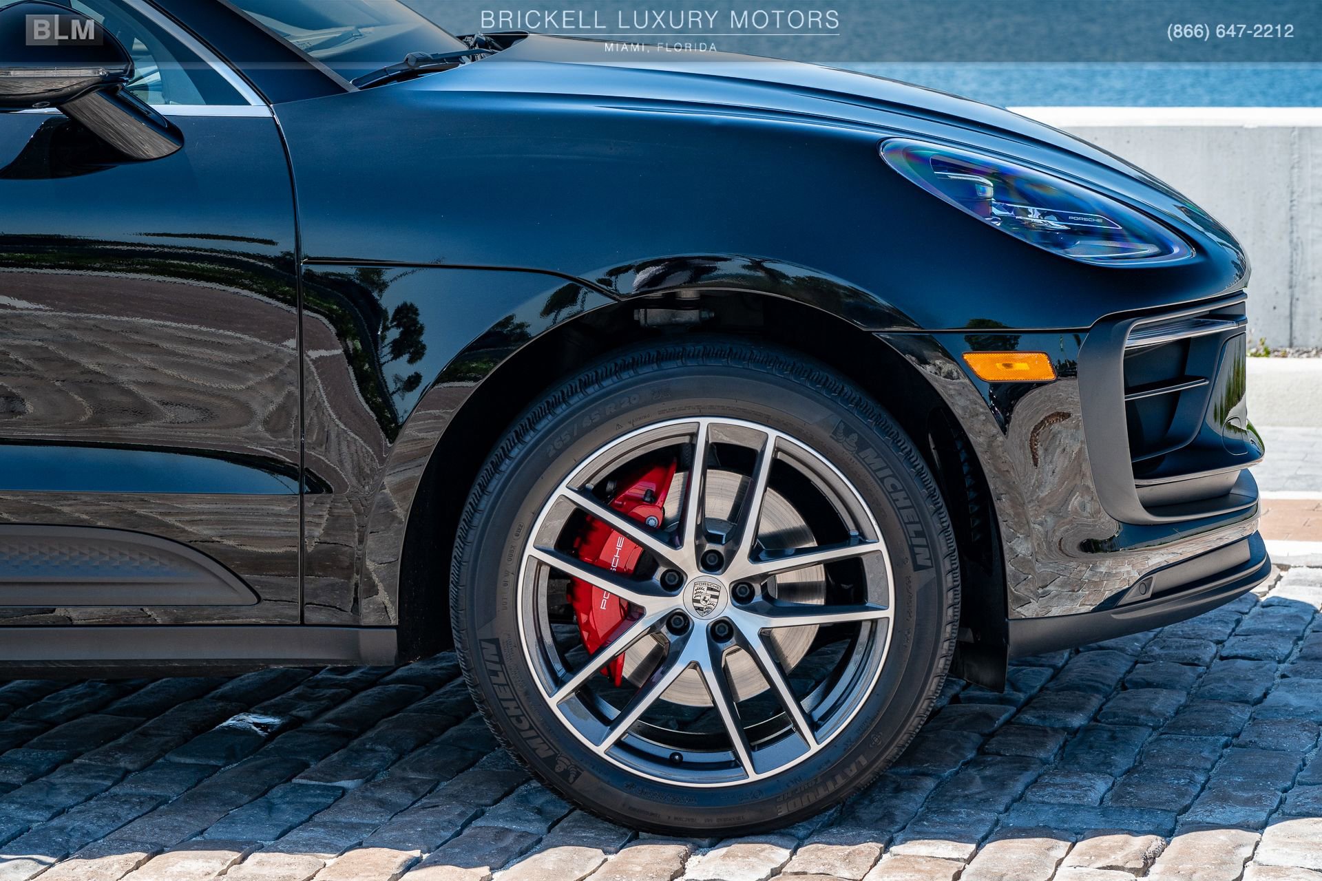 Used 2022 Porsche Macan S AWD/4WD image 46