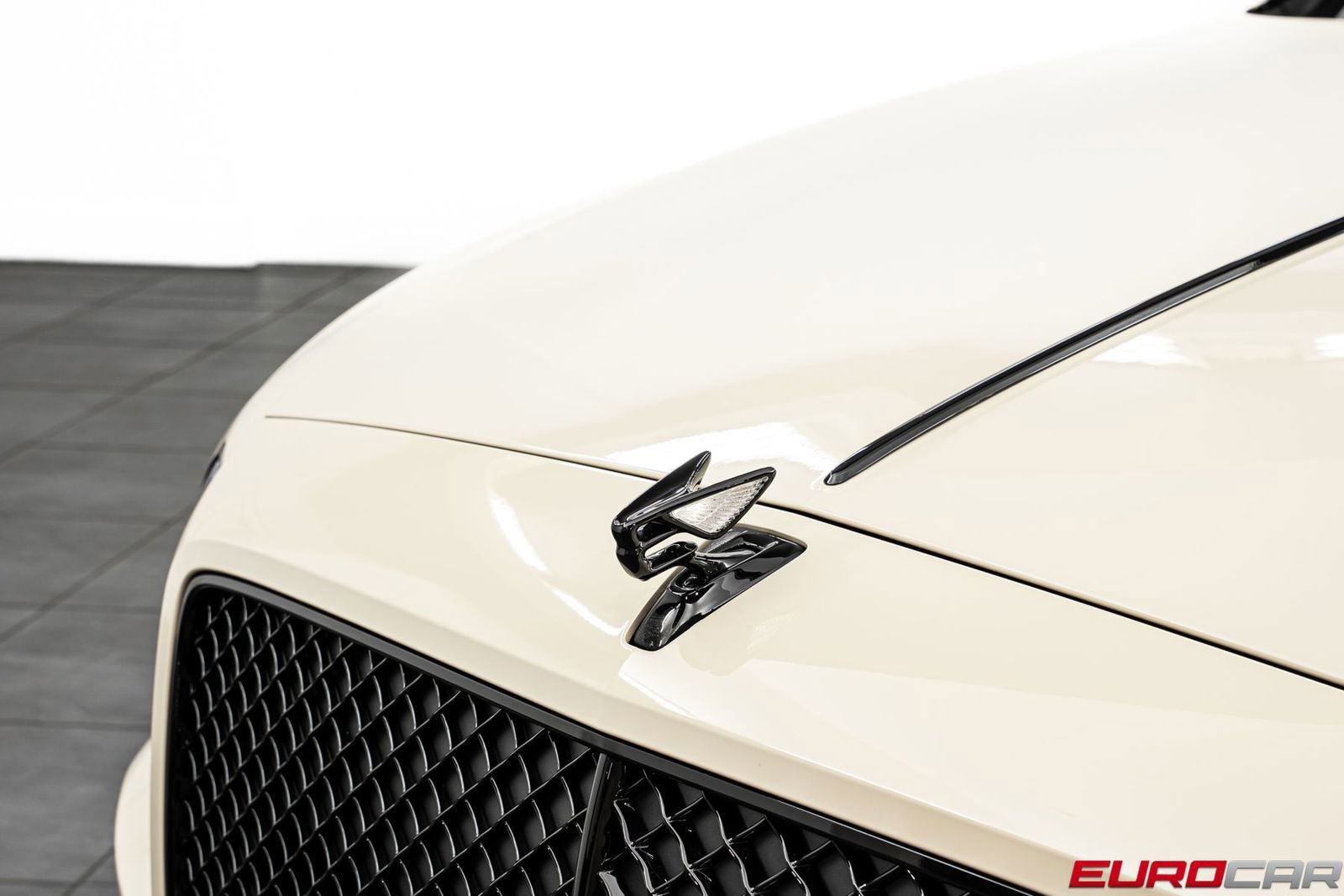 Used 2024 Bentley Flying Spur W12 AWD/4WD image 9