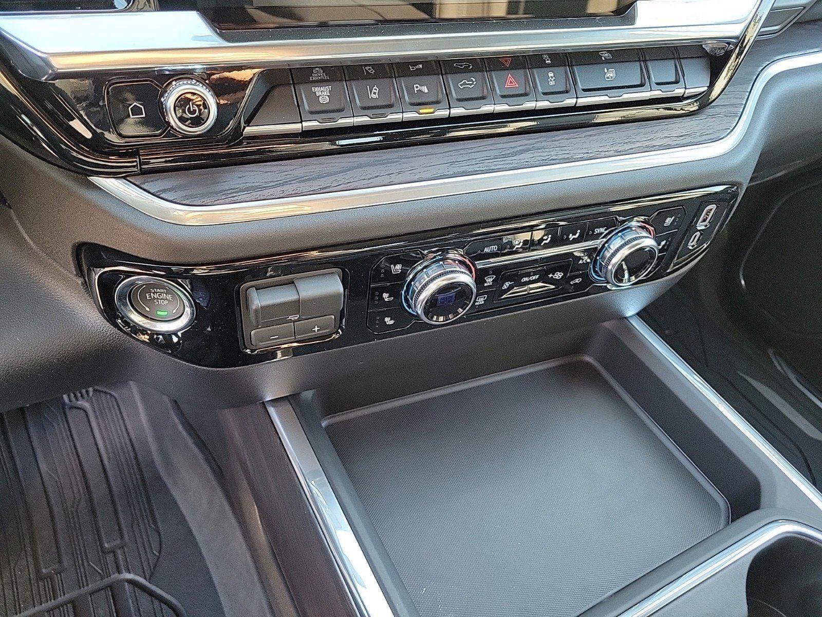 New 2026 GMC Sierra 2500 SLT w/ SLT Convenience Package image 27