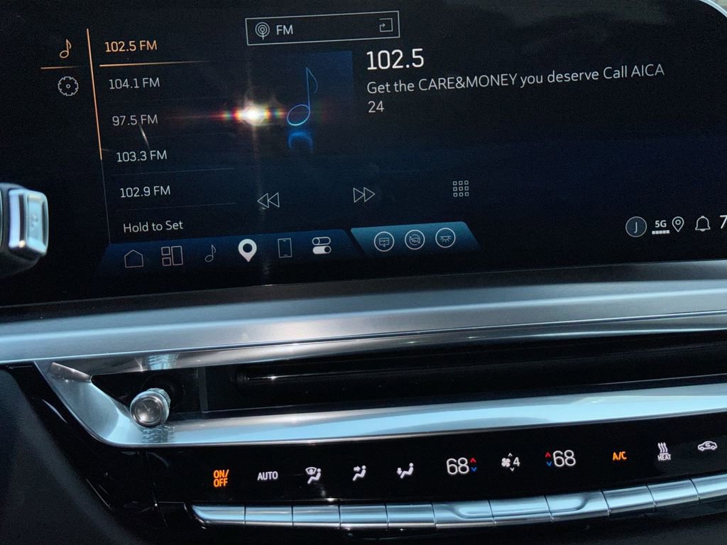 Used 2024 Cadillac Lyriq Sport RWD image 26