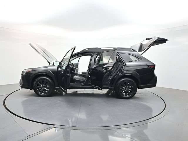 Used 2023 Subaru Outback Onyx Edition AWD/4WD image 27