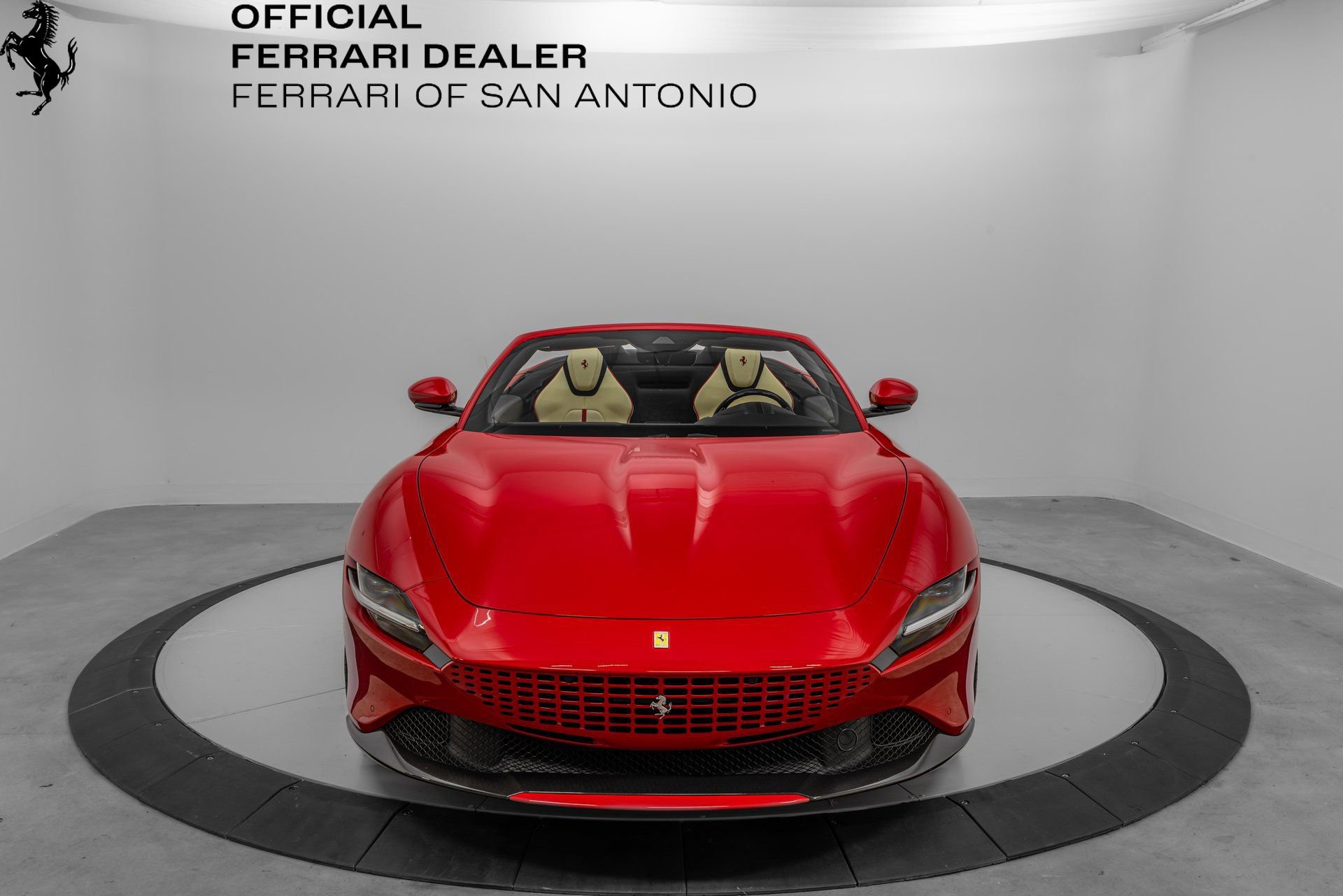 Certified 2025 Ferrari Roma Spider RWD image 8