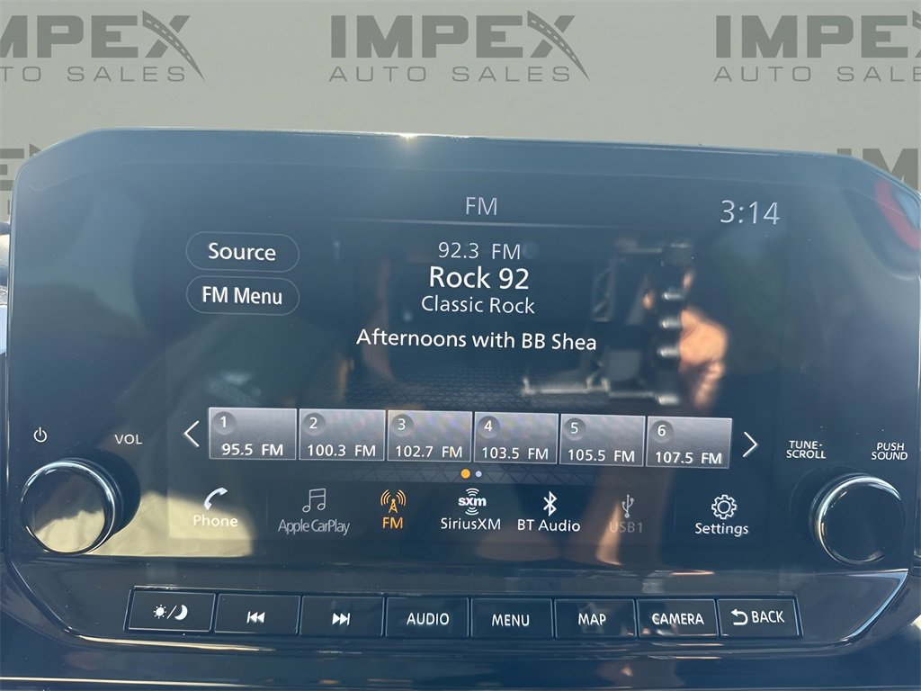 Used 2023 Nissan Pathfinder SL image 18