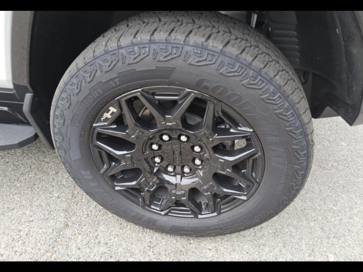 Used 2025 GMC Hummer EV 2X AWD/4WD image 10