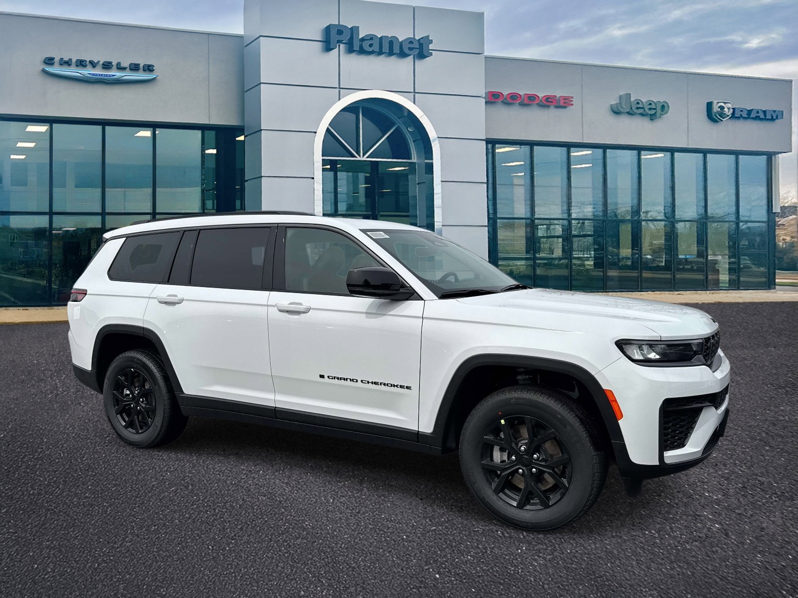 New 2026 Jeep Grand Cherokee L 4WD image 1