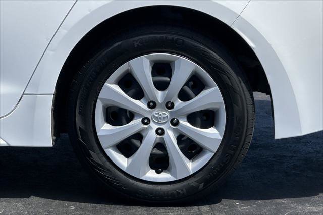 Certified 2023 Toyota Corolla LE FWD image 29