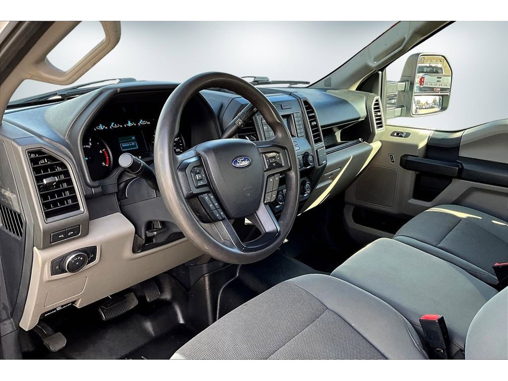 Used 2022 Ford F350 XL w/ Power Equipment Group image 17