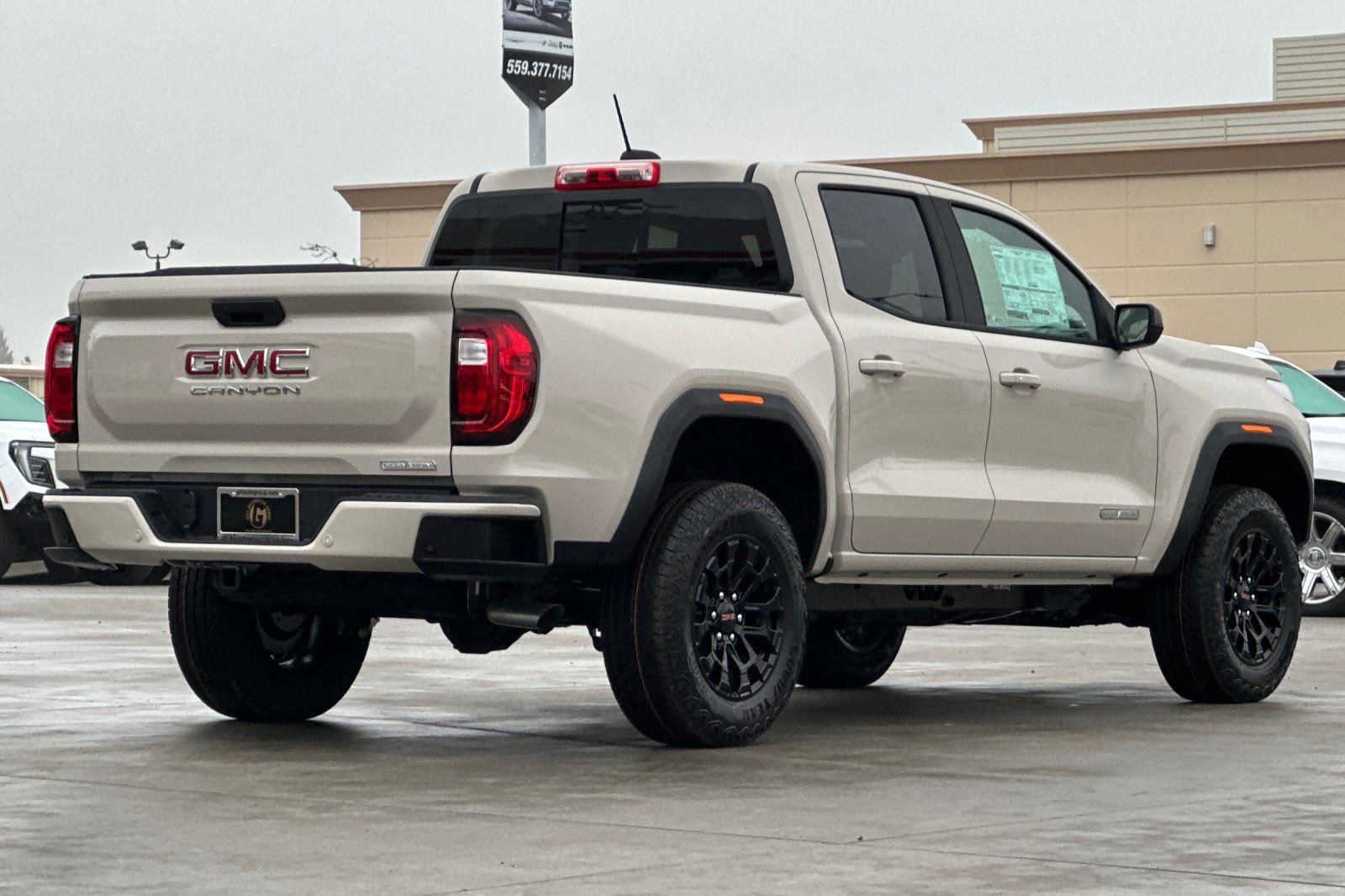 New 2026 GMC Canyon Elevation image 6