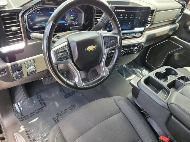 Used 2025 Chevrolet Silverado 1500 LT RWD image 18