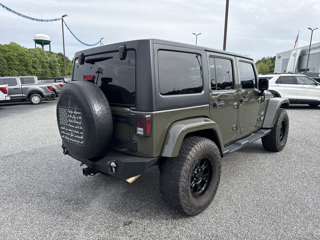 Used 2016 Jeep Wrangler Unlimited Sahara w/ Dual Top Group AWD/4WD image 7
