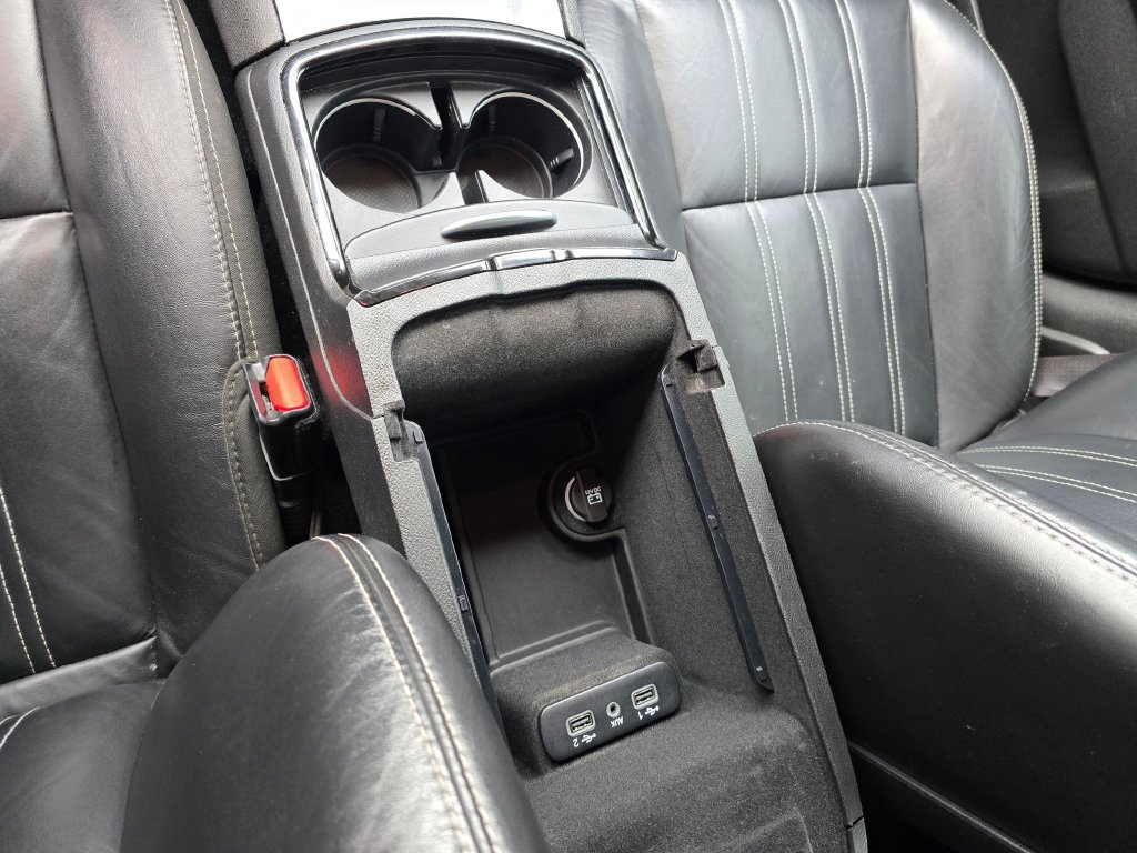 Used 2022 Chrysler 300 S RWD image 26