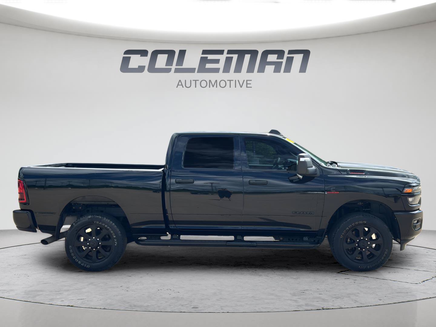 Used 2025 RAM 2500 Big Horn AWD/4WD image 6