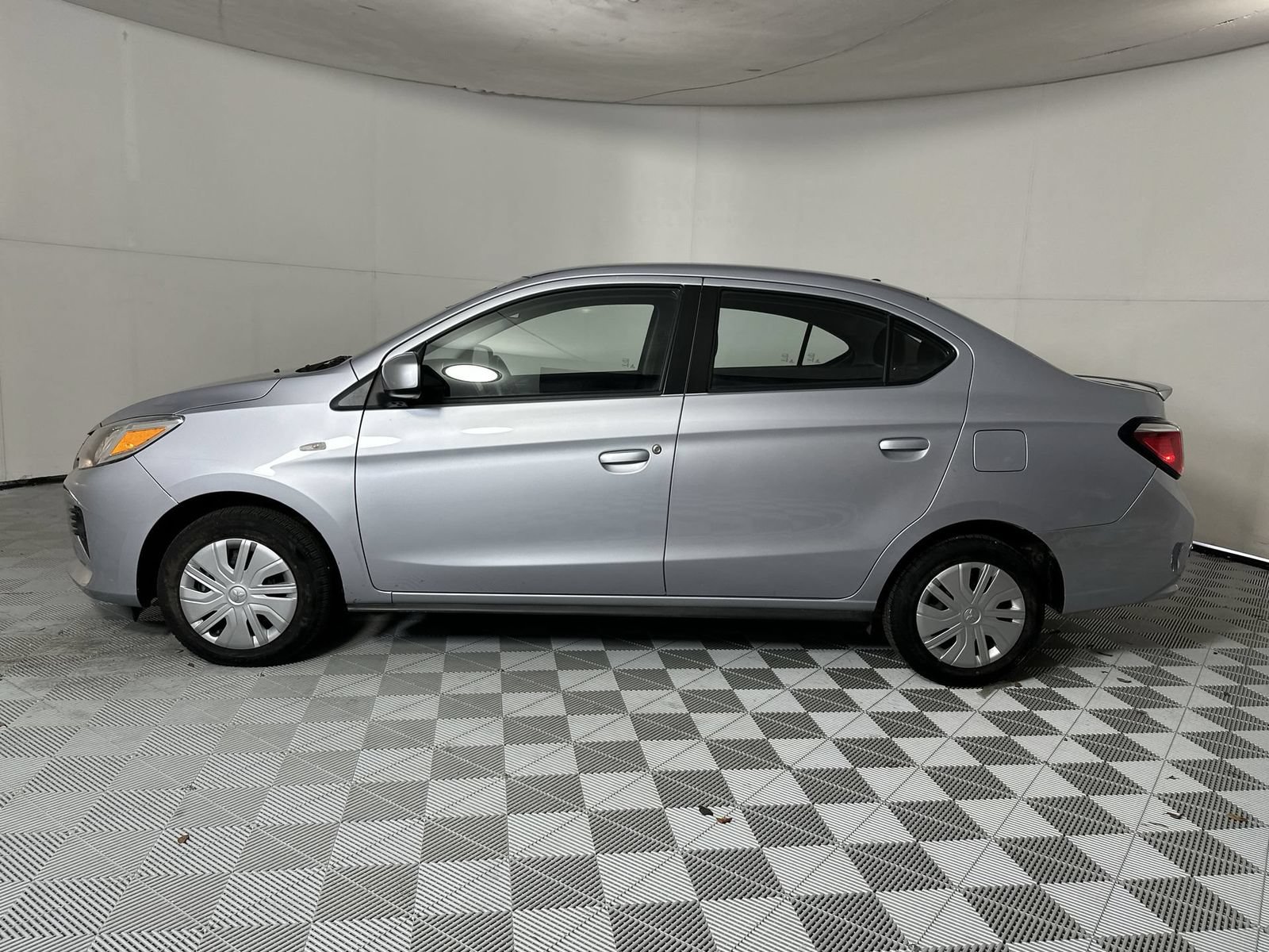 Used 2024 Mitsubishi Mirage G4 ES FWD image 5
