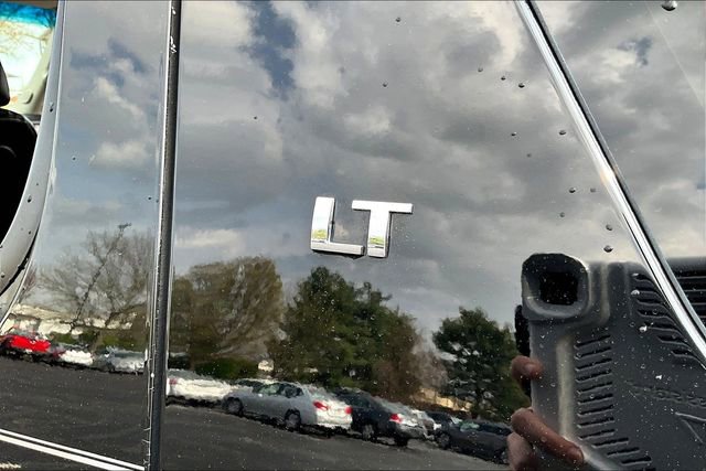 Used 2013 Chevrolet Suburban LT w/ Luxury Package image 23